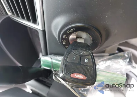 2005 Chrysler Pacifica Touring z USA, uszkodzony, nr VIN 2C4GF68435R669691